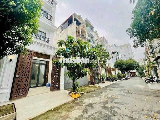 4x17m Sân để xe✅️Nhà thuê 4PN Sân thượng✅️ Hẻm xe hơi Nguyễn Văn Khối