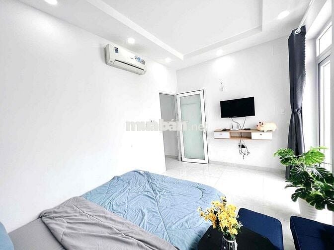 SIÊU PHẨM 1PN TÁCH BẾP BAN CÔNG TO CÁCH BÁCH KHOA CHỈ 1km