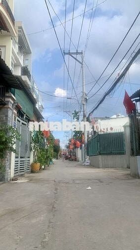 🚘🚘 HẺM XE HƠI NGỦ TRONG NHÀ - DT: 64 M2-
GIÁ 5.5 TỶ.🚘🚘 ,