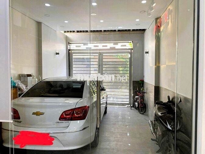 cho thuê nhà nguyên căn 1 trệt 2 lầu nội thất cao cấp p.Linh Đông
