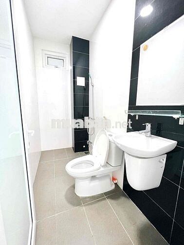 SIÊU PHẨM 1PN TÁCH BẾP BAN CÔNG TO CÁCH BÁCH KHOA CHỈ 1km