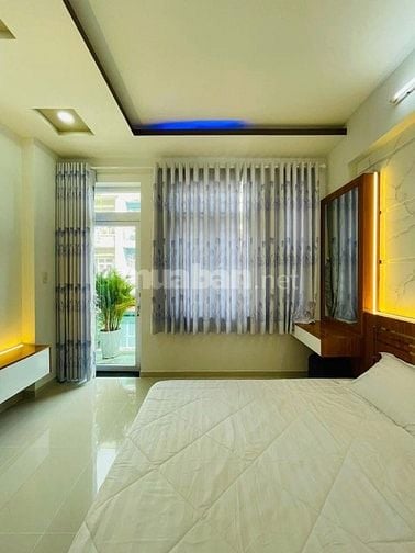 Bán gấp nhà riêng đường Thép Mới, P12, Tân Bình. Chỉ 3,25tỷ. 65m2