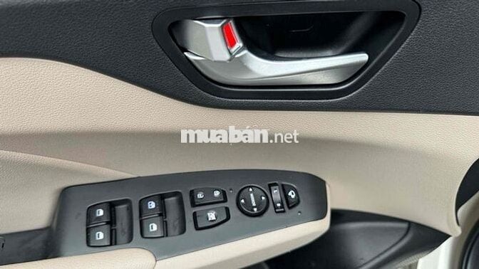 Hyundai Accent 2019 1.4 AT bản đặc biệt - 52000 km