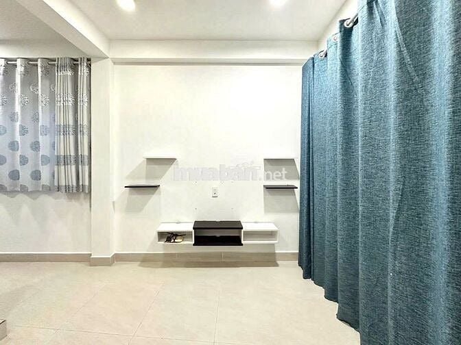 Nhà 1 trệt 2 lầu Lê Văn Sỹ Q3, 2PN, 3WC Full nội thất chỉ13,5 Triệu.