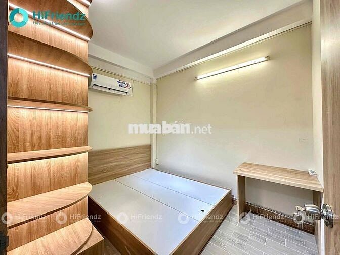 Căn hộ mini 2 Phòng ngủ lớn có ban công gần cầu Chà Và Quận 5
