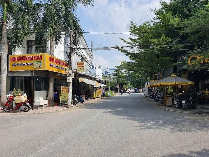 GIÁ 40 TRIỆU/M2 CÒN SÓT 12 NỀN KDC HỒNG LONG ĐƯỜNG 6M MẶT TIỀN ĐƯỜNG 
