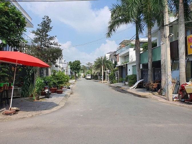 GIÁ 40 TRIỆU/M2 CÒN SÓT 12 NỀN KDC HỒNG LONG ĐƯỜNG 6M MẶT TIỀN ĐƯỜNG 