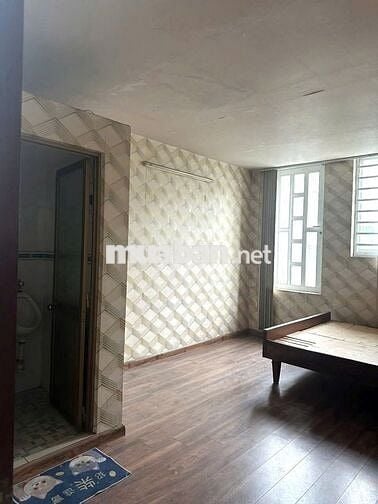 Cho Thuê Nhà Đường Trần Phú, Quận 5 ( Cho Làm CHDV / Cải Tạo )
