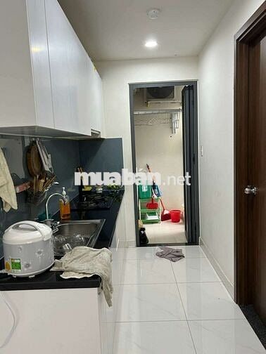 Cho thuê green river 2 phòng ngủ 2wc trống 8,5tr.Full nội thất 10,5tr