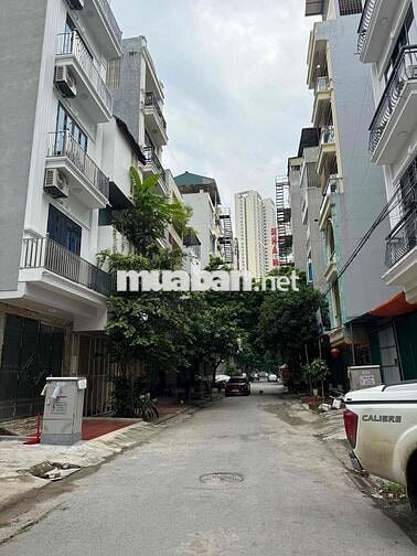 1 Lô ***  DV Văn Khê, 50m2/4.2m MT, Không Lỗi, Chỉ 10.x Tỷ
