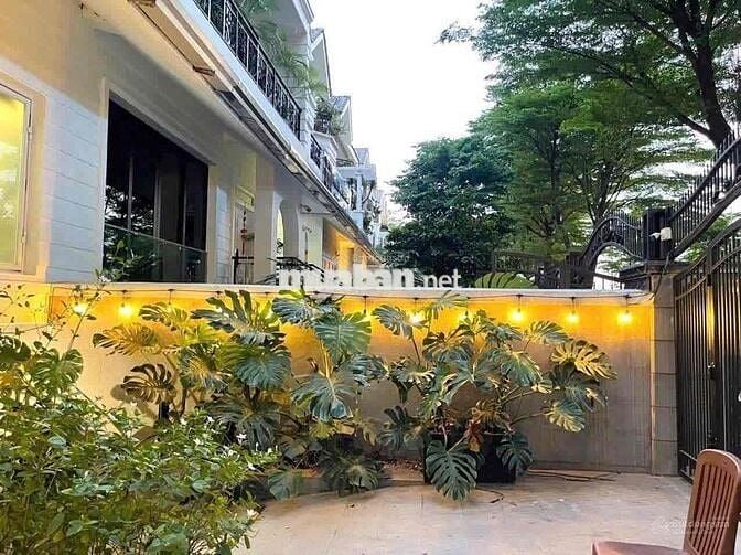 Cho Thuê ViLla 10 Đường D6 SaiGon Preal P22 Quận Bình Thạnh