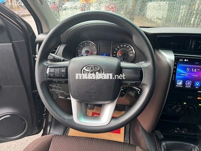 FORTUNER 2.4MT 2018 số sàn- 108.000km- Hỗ trợ NH