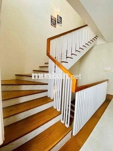Nhà view hồ bơi, công viên đẹp! Diện tích 7x16m - Giá 10,5 tỷ