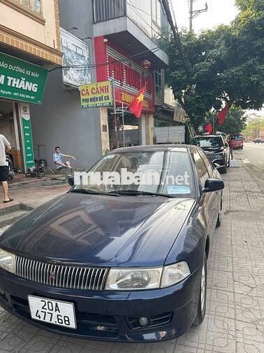Cần bán Mitsubishi lancer 2002. Xe đẹp