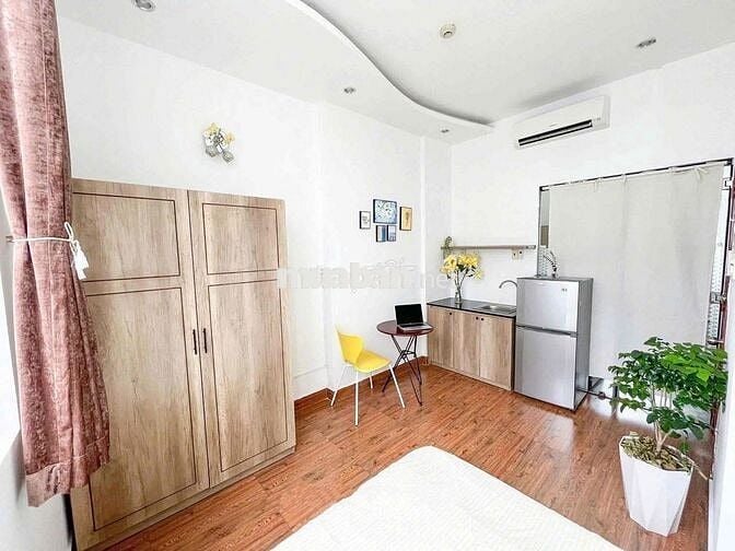 TÂN BÌNH- CỬA SỔ LỚN- ETOWN, VINCOM CỘNG HOÀ