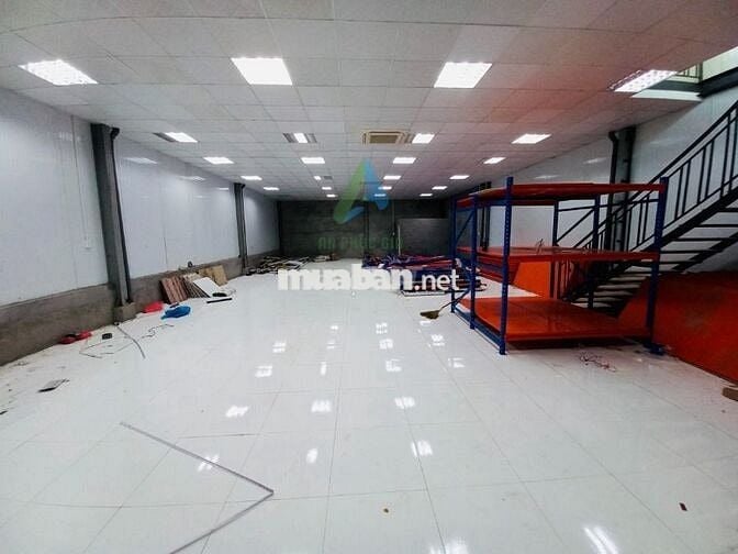 CHO THUÊ NHÀ MT 2 TẦNG ĐƯỜNG NGUYỄN PHƯỚC LAN, 200m2