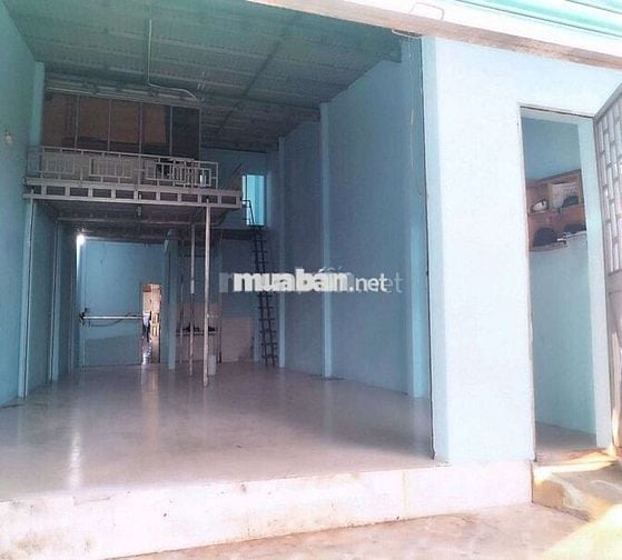 XƯỞNG 250Mm2 -- Nền Gạch - Có Văn Phòng