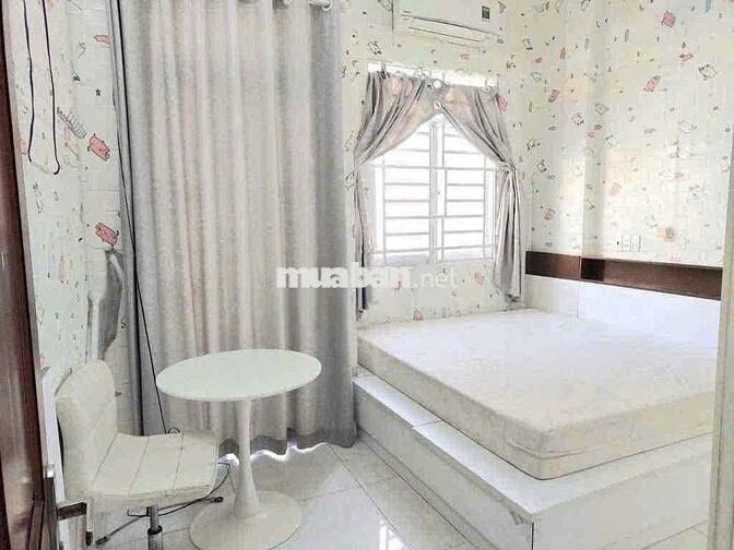 Cho thuê nhà hẽm xe hơi. Lê Văn Lương. Phường Tân Kiểng