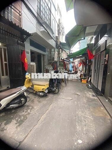 Cho thuê hẻm 3m(BG) Âu Cơ, P.10, Q.TB giá 12,5tr