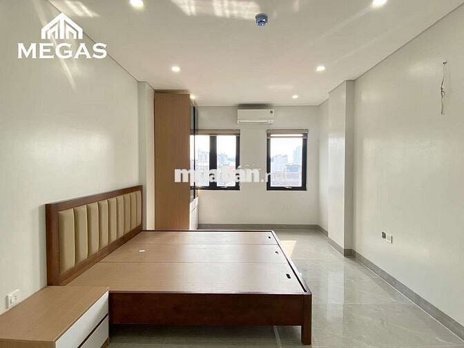 CĂN 2 PHÒNG NGỦ 2 VỆ SINH BAN CÔNG CỬA SỔ THOÁNG NGAY NGOẠI GIAO ĐOÀN