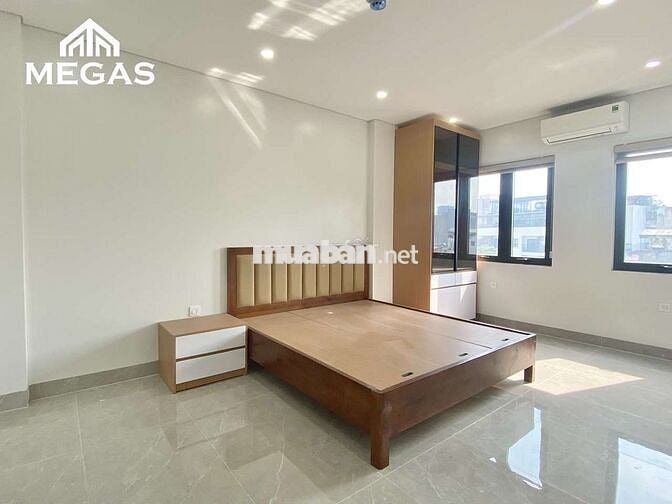 CĂN 2 PHÒNG NGỦ 2 VỆ SINH BAN CÔNG CỬA SỔ THOÁNG NGAY NGOẠI GIAO ĐOÀN