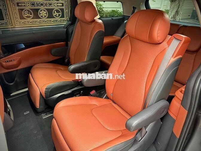 Kia Carnival 2024 Signature Bản Full - 7999 km