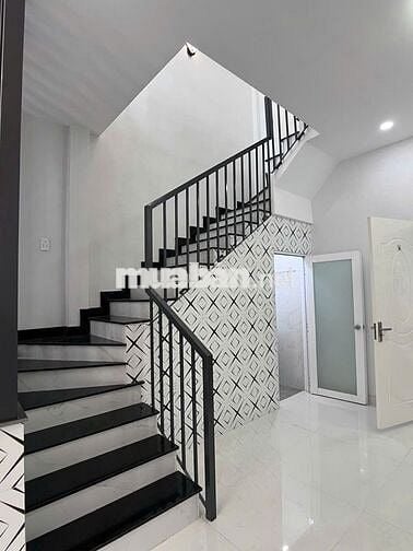 Bán nhà Huỳnh Thiện Lộc- Tân Phú- 73m² 3PN Nhà nở hậu Giá 5.6 tỷ (TL)