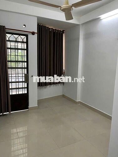 Cho thuê nhà mặt tiền Lý Văn Phức, P.Tân Định, Q.1 giá 20tr
