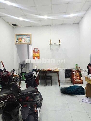 Bán nhanh nhà Đoàn Giỏi-Tân Phú-4x12-sát khu CELEDON-Giá 4.35 tỷ(TL)