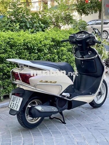 Honda Lead màu vàng be chính chủ sử dụng !