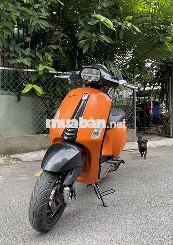 Bán Vespa sang trọng quý phái mà giá chỉ Vision