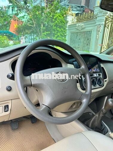Toyota Innova 2009 G - 170000 km