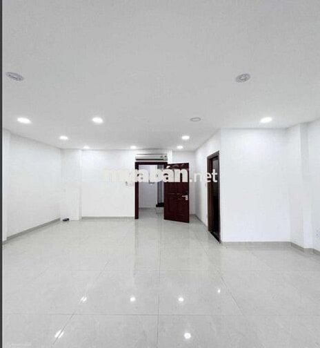 Tòa nhà Mặt Tiền Hoàng Việt Gần Hoàng Văn Thụ Quận Tân Bình