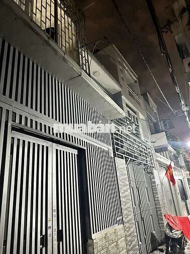 Quận Tân Phú - 52m2 - 2 Tầng - 4x13 - PL chuẩn - hơn 5 tỷ