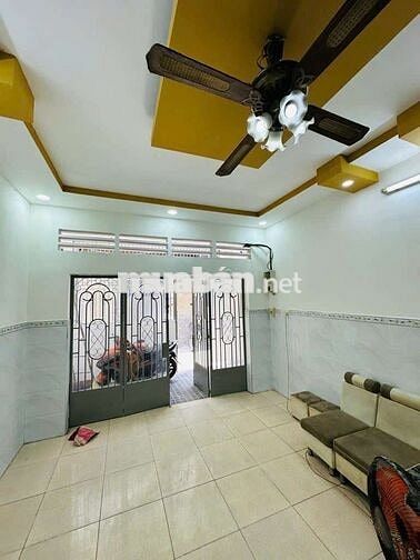 Quận Tân Phú - 52m2 - 2 Tầng - 4x13 - PL chuẩn - hơn 5 tỷ