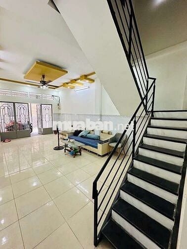 Quận Tân Phú - 52m2 - 2 Tầng - 4x13 - PL chuẩn - hơn 5 tỷ