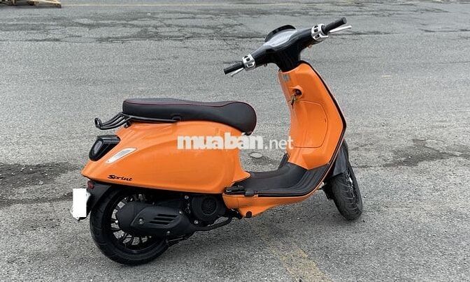 Bán Vespa sang trọng quý phái mà giá chỉ Vision