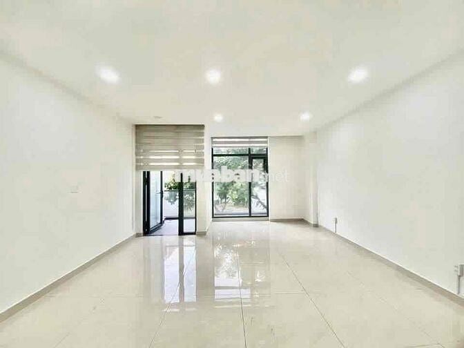 CỰC HOT!!! SIÊU PHẨM, 4.5x18M - 148E Hoa Lan, P.2, Q.PN, Giá 35 triệu