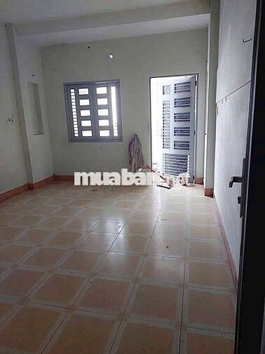 Nhà mới sơn sữa hẻm rộng 6m, có sân xe máy ,pk rộng 3pn 2wc
