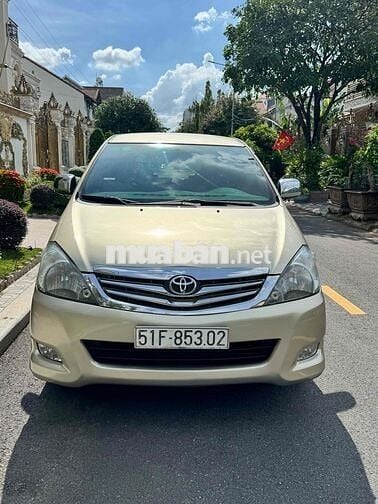 Toyota Innova 2009 G - 170000 km