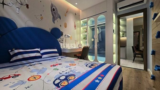 bán căn hộ ngay trung tâm thủ đức, khu công nghệ cao , siêu thị go