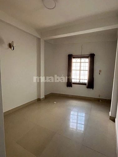 Cho thuê nhà mặt tiền Lý Văn Phức, P.Tân Định, Q.1 giá 20tr
