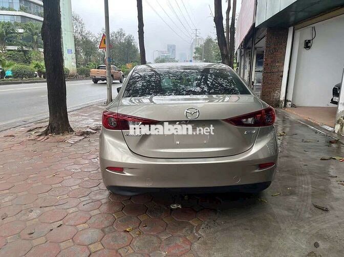 Mazda 3 2014 1.5 AT Sedan - 100000 km