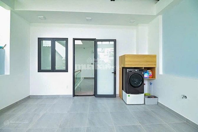 Cần bán gấp căn nhà Lý Thái Tổ - Quận 3 - Giá hạ còn 4 tỷ 250