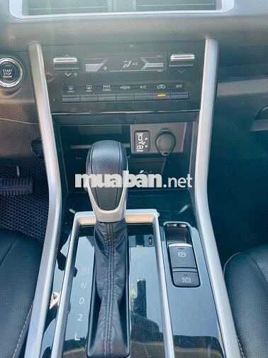 Mitsubishi Xpander 2023 Premium 1.5 AT - 50000 km