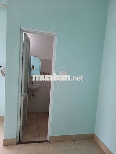 2.5 triệu/tháng. Phòng trọ mới xây, sạch sẽ, an ninh tốt.