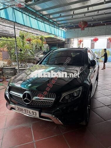 glc 250 2016 mới di hơn 9 van , xe rất mới