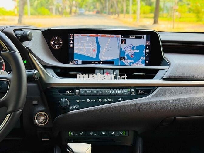 Lexus ES 2019 250 - 68 km