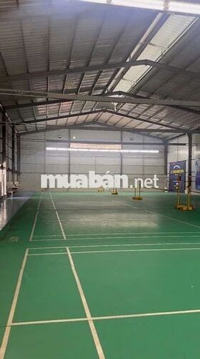 Kho diện tích 640m2 cần cho thuê gấp ở Nguyễn Văn Qùy có pccc, WC