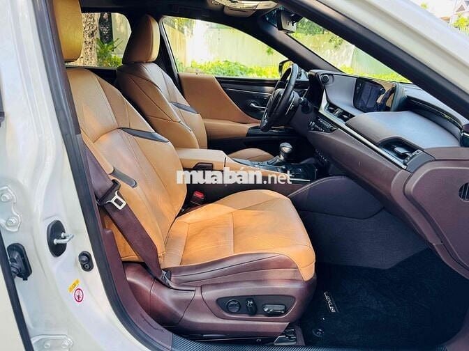 Lexus ES 2019 250 - 68 km